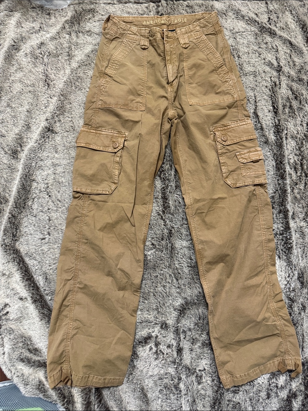 American Eagle Outfitters Women’s Olive/Tan Cargo Pants
